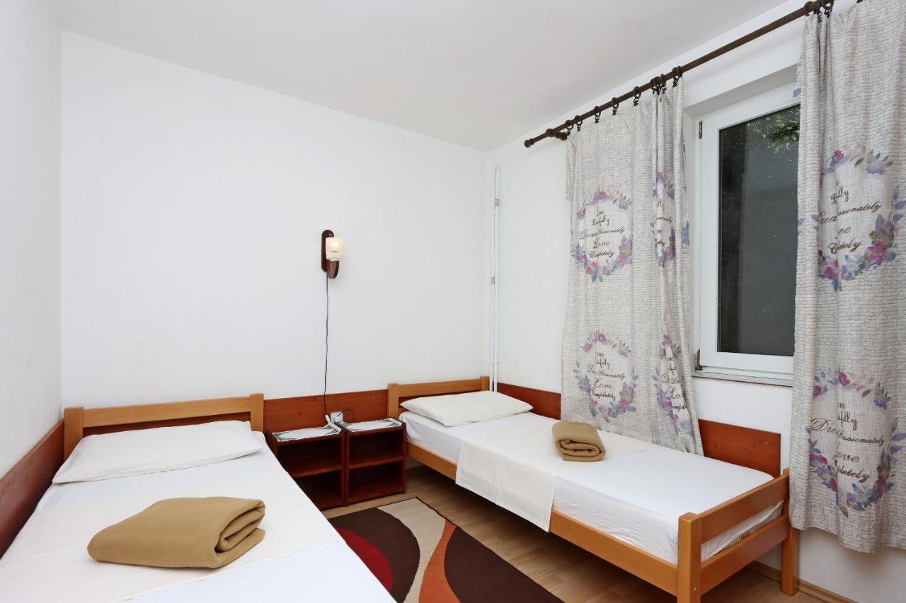 Apartments With A Parking Space Crikvenica - 12592 المظهر الخارجي الصورة